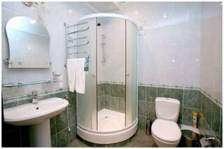 Гостиница Орион Белокуриха 2-местный номер стандарт с 2 односпальными кроватями-2